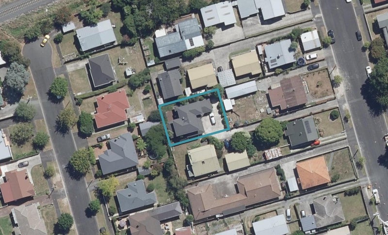 11C Saint Olpherts Avenue, Hamilton East, Hamilton - Carousel 1