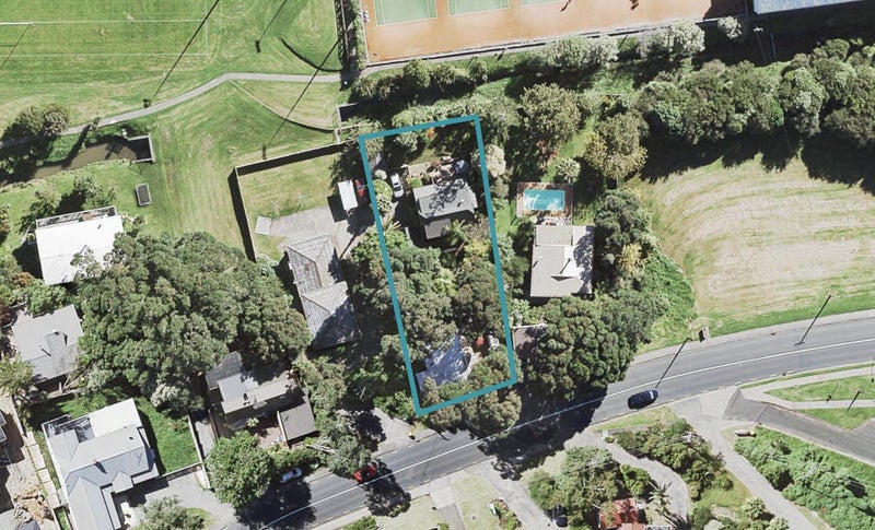 1/25 Glencoe Road, Browns Bay, Auckland - Carousel 1