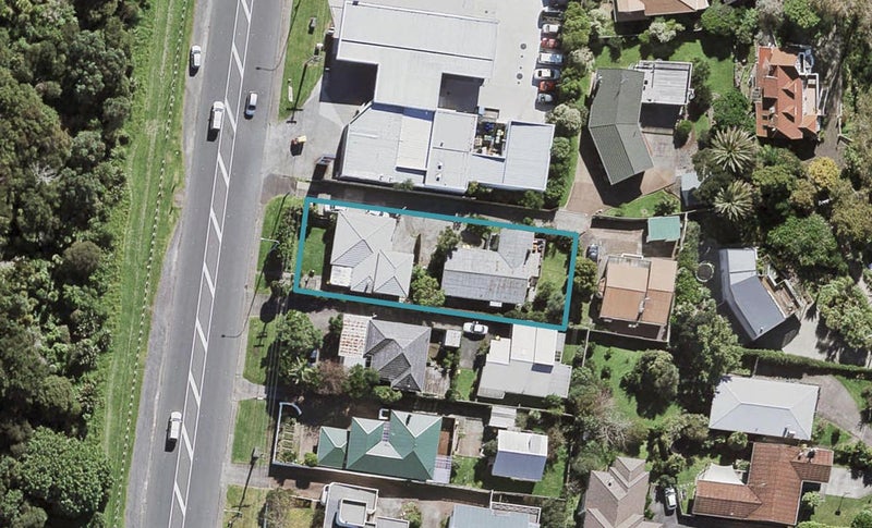 1/237 Glenfield Road, Hillcrest, Auckland - Carousel 1