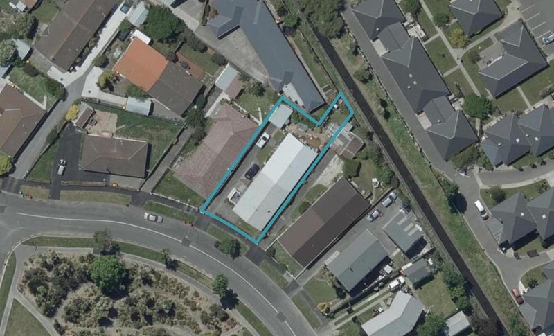 2/50 Clydesdale Street, Woolston, Christchurch - Carousel 1