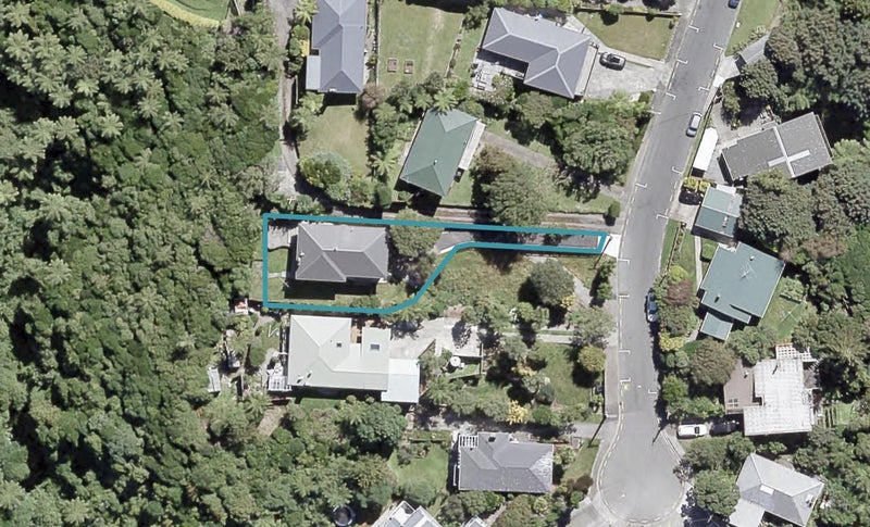 20B Martin Grove, Normandale, Lower Hutt - Carousel 1