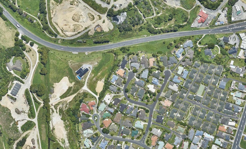 29 Arrowfield Drive, Pyes Pa, Tauranga - Carousel 1