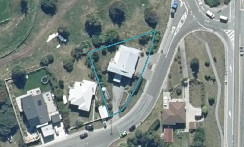 3 Boyes Crescent, Frankton, Queenstown - Carousel 1