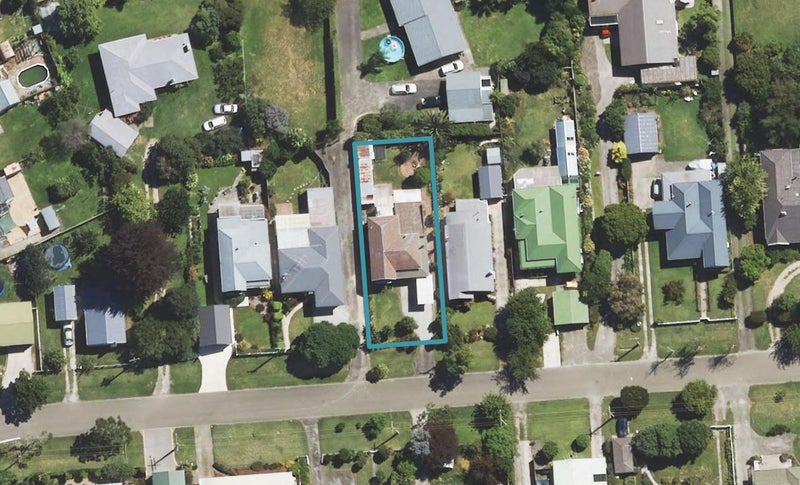 12 Domett Street, Whataupoko, Gisborne - Carousel 1