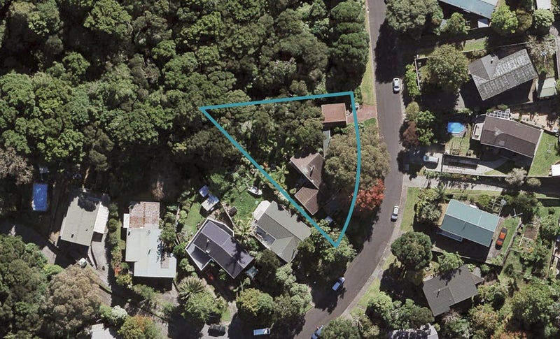 2 Ridgewood Crescent, Birkenhead, Auckland - Carousel 1