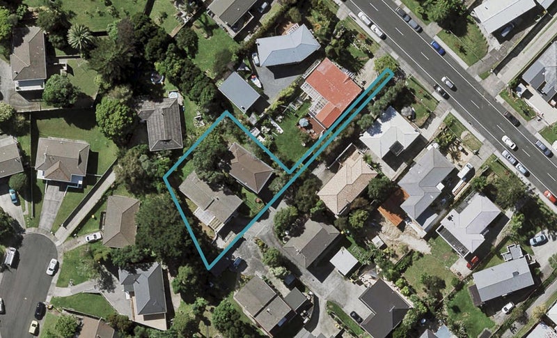 2/19 Sycamore Drive, Sunnynook, Auckland - Carousel 1