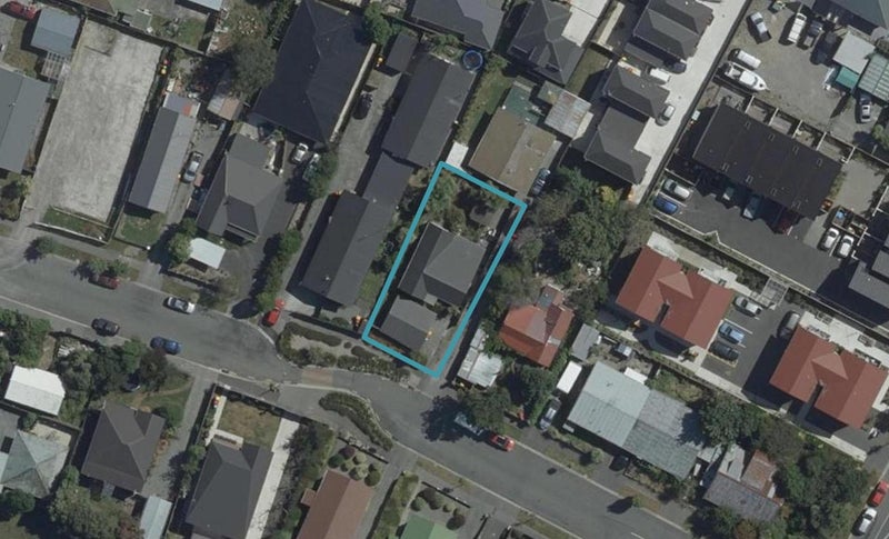 15 Laurence Street, Waltham, Christchurch - Carousel 1