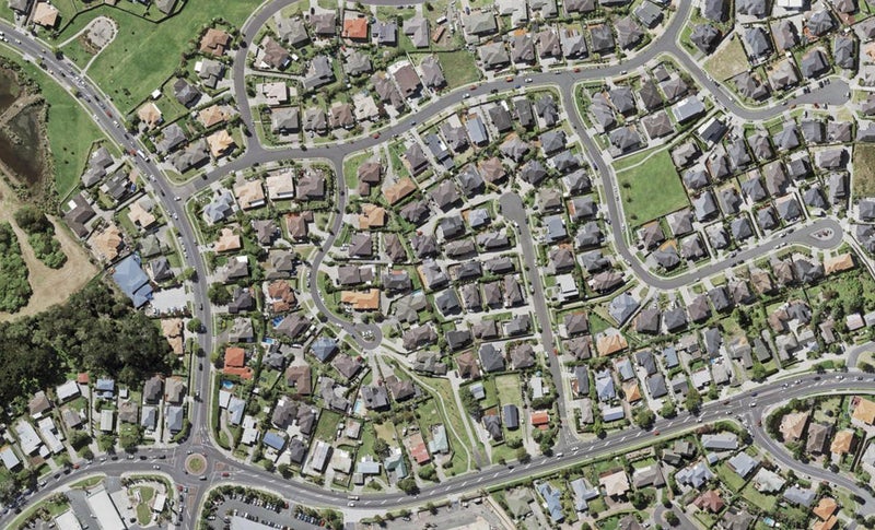 26 Mana Lane, Pinehill, Auckland - Carousel 1