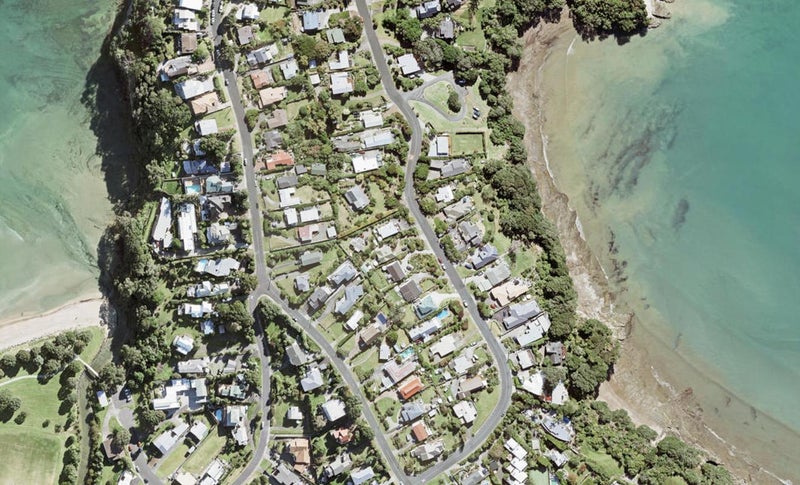 20 Swann Beach Road, Stanmore Bay, Whangaparaoa - Carousel 1