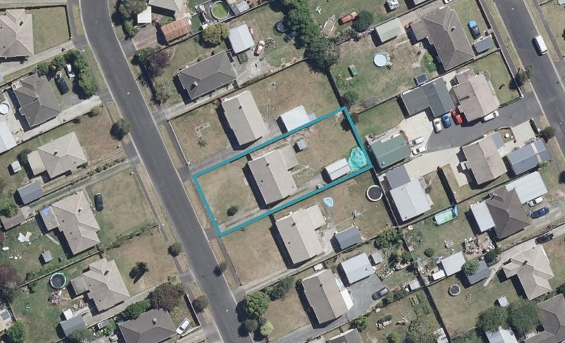 20 Paul Crescent, Fairfield, Hamilton - Carousel 1