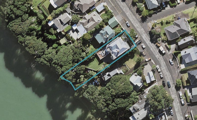 90 Queen Street, Northcote Point, Auckland - Carousel 1