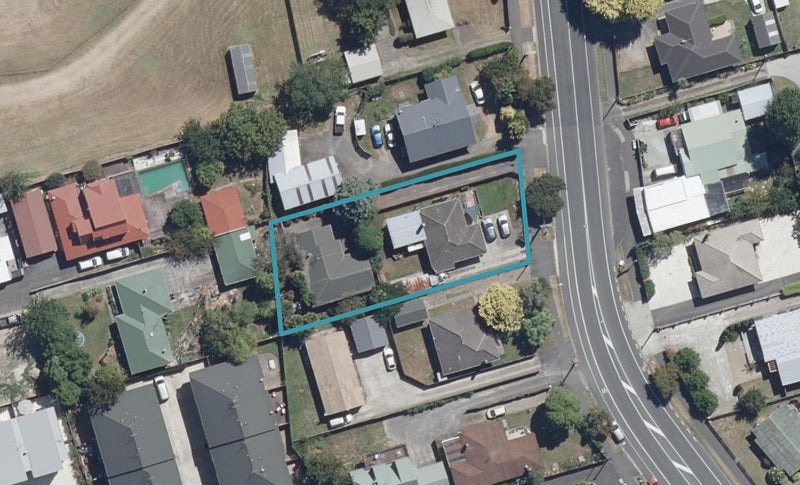 15 Peachgrove Road, Hamilton East, Hamilton - Carousel 1