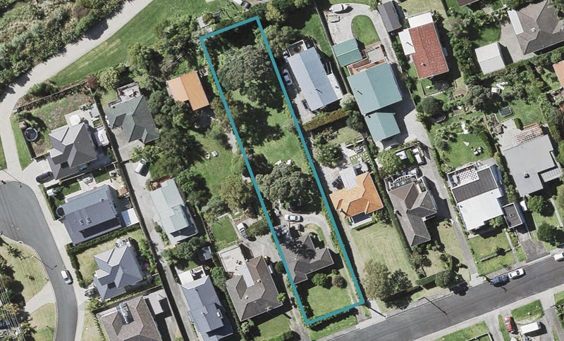 32 Kawerau Avenue, Devonport, Auckland - Carousel 1