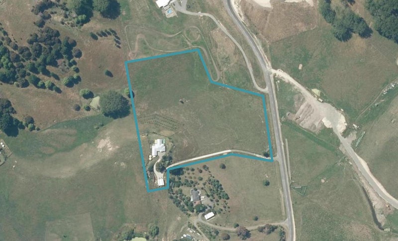 240 Seafield Road, ESKDALE, NAPIER - Carousel 1