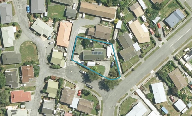 8 Snowden Crescent, Islington, Blenheim - Carousel 1