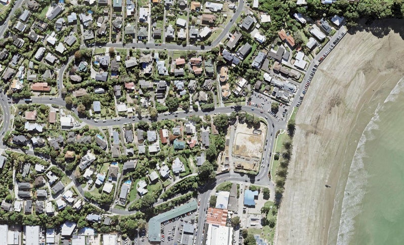 8 Valley Road, Browns Bay, Auckland - Carousel 1