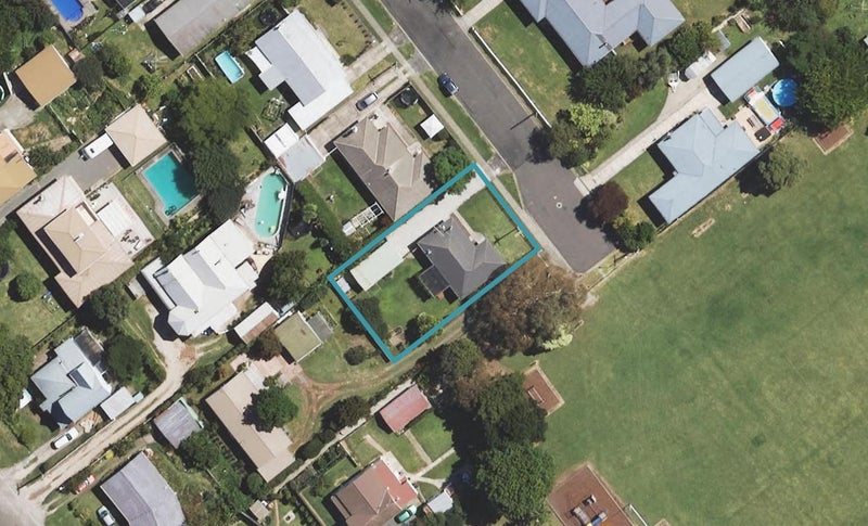 32 Adair Street, Whataupoko, Gisborne - Carousel 1