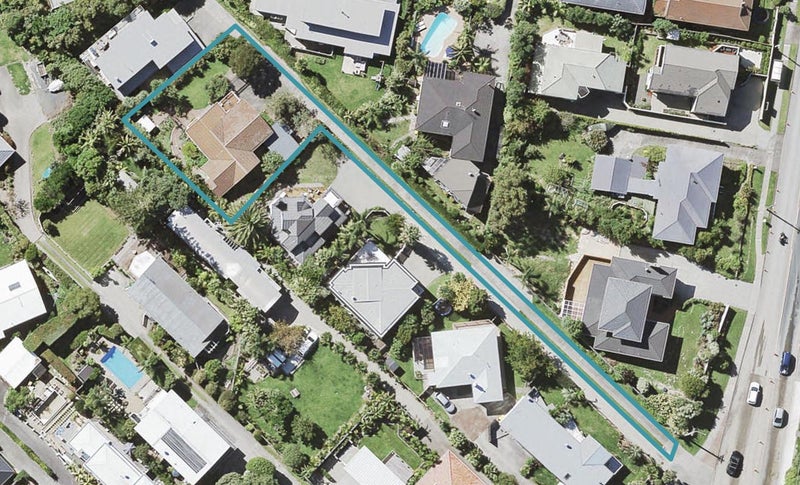 166 Aberdeen Road, Campbells Bay, Auckland - Carousel 1