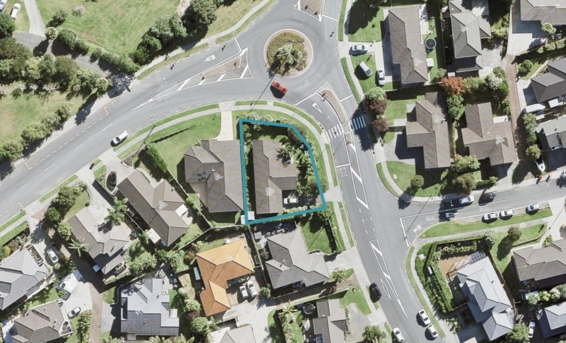 58 Ian Sage Avenue, Long Bay, Auckland - Carousel 1