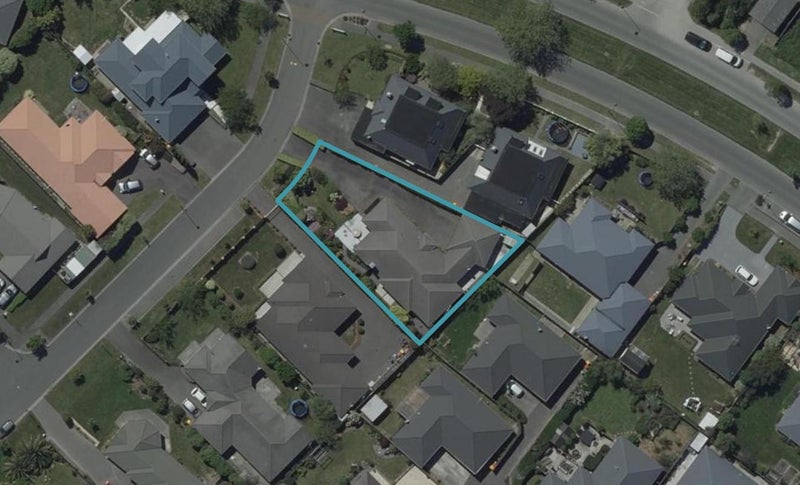3 Coppinger Terrace, Aidanfield, Christchurch - Carousel 1