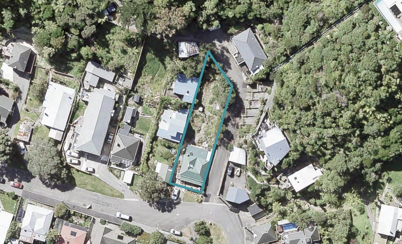 29 Totara Street, Eastbourne, Lower Hutt - Carousel 1