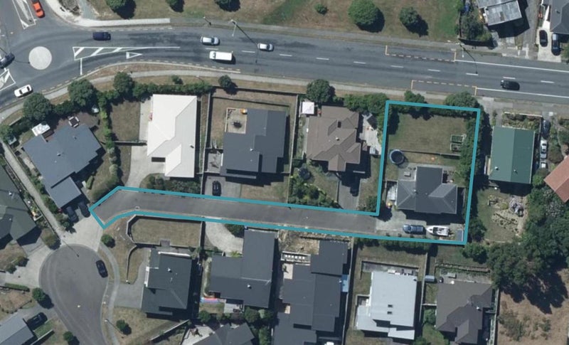 8 Abel Glen, Aotea, Porirua - Carousel 1