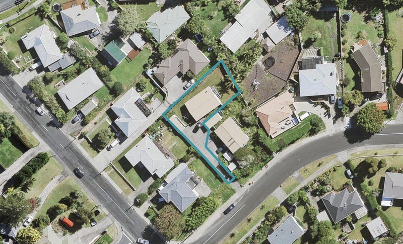 31A Nandana Drive, Glen Eden, Auckland - Carousel 1