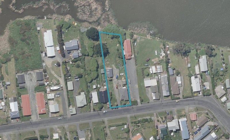 305 Tomahawk Road, Ocean Grove, Dunedin - Carousel 1