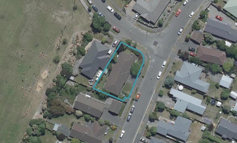 1/43 Radiata Avenue, Parklands, Christchurch - Carousel 1