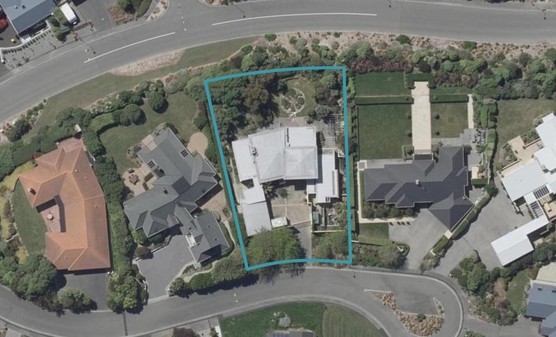 5 Watlings Place, Kennedys Bush, Christchurch - Carousel 1