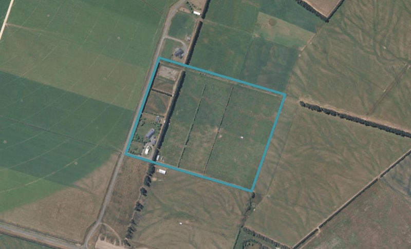 30 Tresillian Drive, Christchurch - Carousel 1