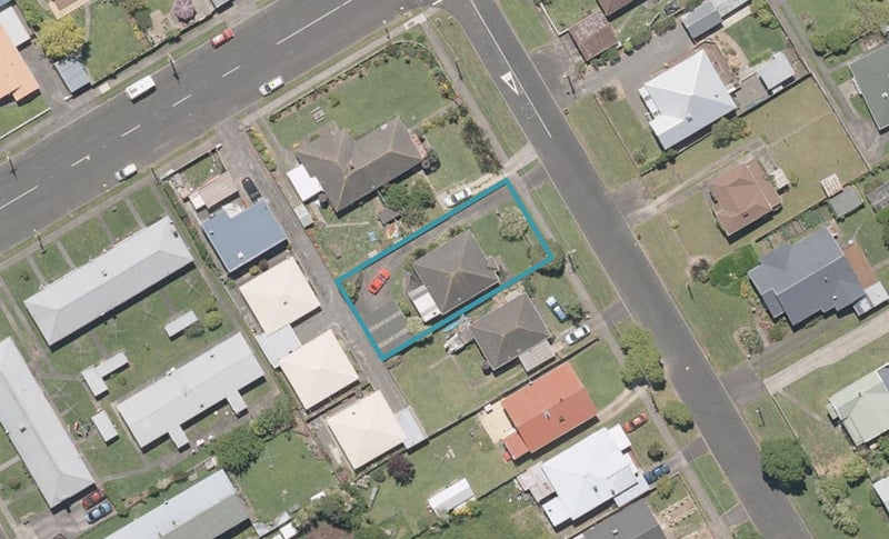 4 White Street, Whanganui East, Whanganui - Carousel 1