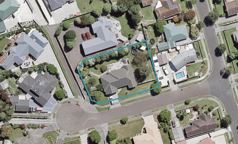 32 Galveston Grove, Totara Park, Upper Hutt - Carousel 1