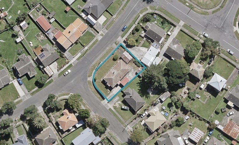 30 Hughes Crescent, Taita, Lower Hutt - Carousel 1