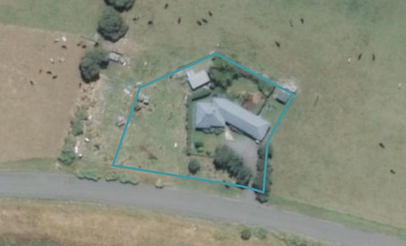 692 Pahautea Road, Kahutara - Carousel 1