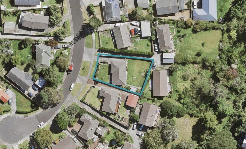 34 Roick Parade, Glen Eden, Auckland - Carousel 1