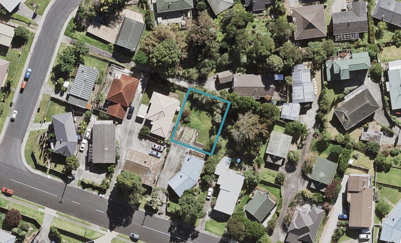 43A Seaview Road, Glenfield, Auckland - Carousel 1