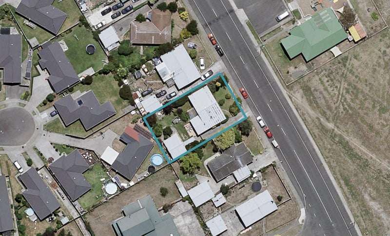 79 Caernarvon Drive, Flaxmere, Hastings - Carousel 1