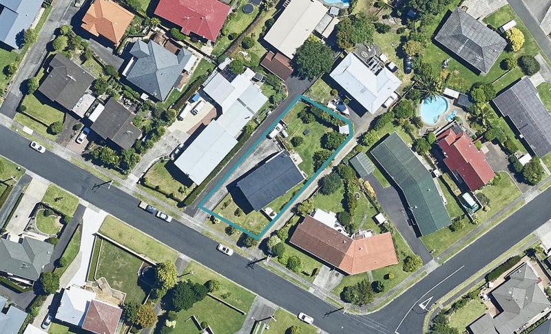39 Smiths Road, Matua, Tauranga - Carousel 1
