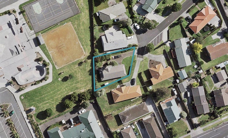 9 Colt Place, Randwick Park, Auckland - Carousel 1