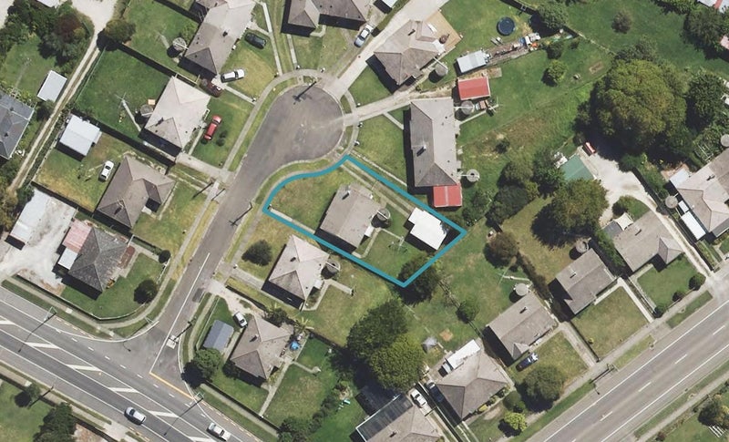 3 Shaw Street, Kaiti, Gisborne - Carousel 1