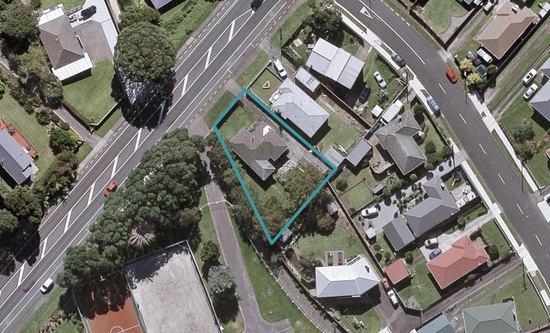 111 South Road, Spotswood, New Plymouth - Carousel 1