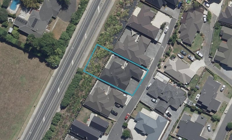 5 Swan Lane, Huntington, Hamilton - Carousel 1