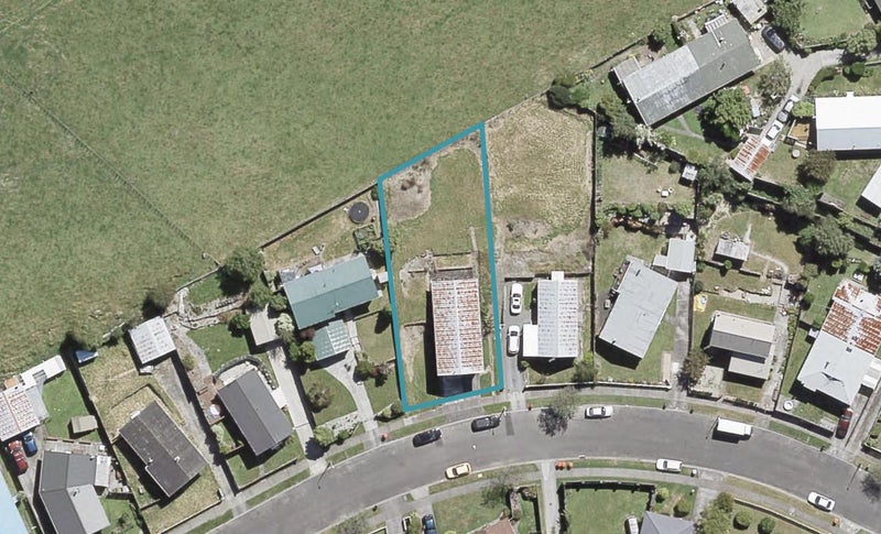 61 Hartford Crescent, Totara Park, Upper Hutt - Carousel 1