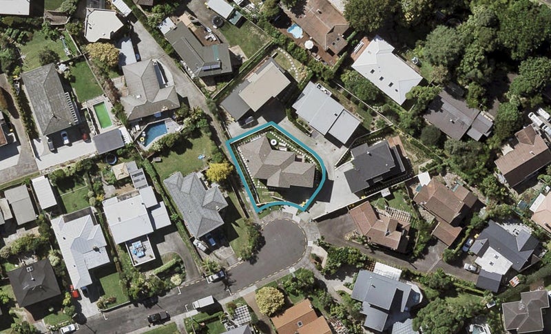 8 Currey Crescent, Milford, Auckland - Carousel 1