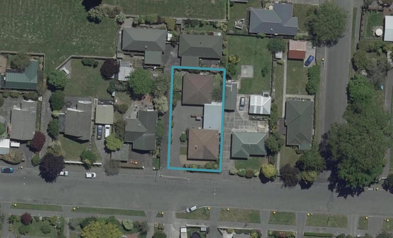 2/13 Winters Road, Redwood, Christchurch - Carousel 1