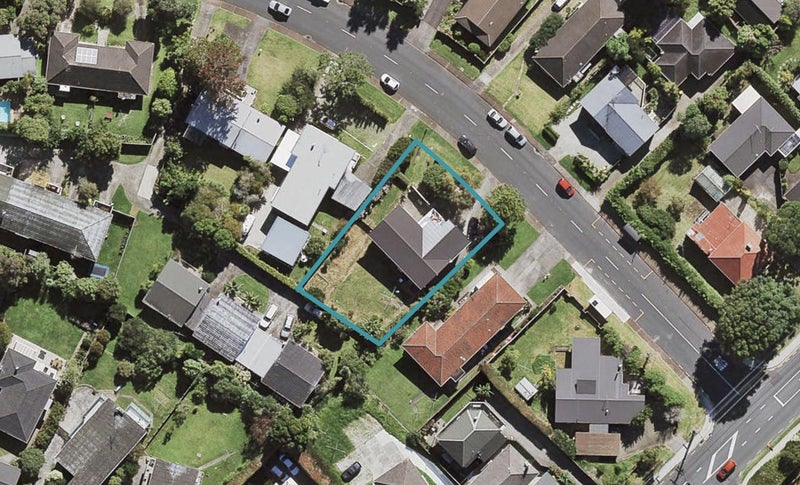 4 Eban Avenue, Hillcrest, Auckland - Carousel 1