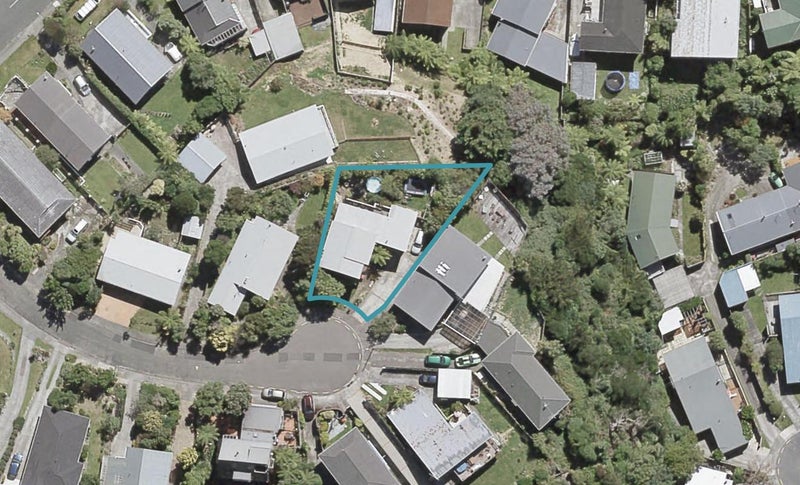 5 Fantail Grove, Belmont, Lower Hutt - Carousel 1