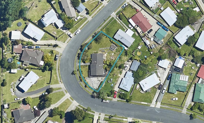 11 Sunline Place, Ngongotaha, Rotorua - Carousel 1