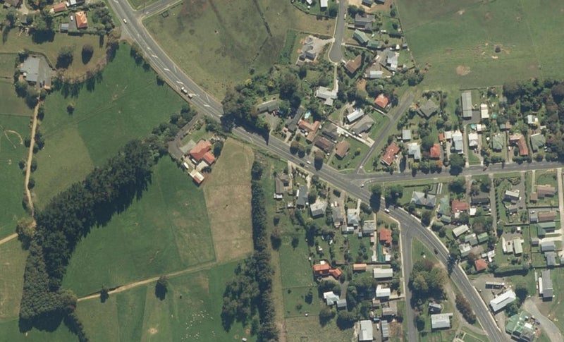 2 Lyon Street, Kihikihi, Te Awamutu - Carousel 1